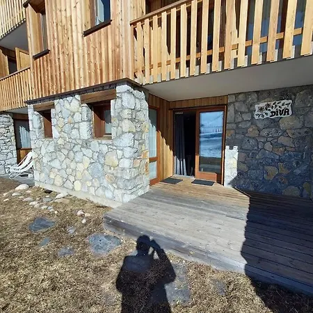 Belle Plagne - 6 Personnes Sur Les Pistes